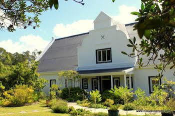 Fynbos Ridge & *